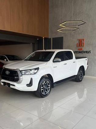 TOYOTA HILUX 2.8 D-4D TURBO DIESEL CD SRV 4X4 AUTOMÁTICO TOYOTA HILUX 2.8 D-4D TURBO DIESEL CD SRV 4X4 AUTOMÁTICO
